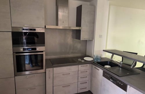 Mons - Plaine basse Apartment | Comfortable apartment 5 mins from Orly airport and 15 mns from Paris!