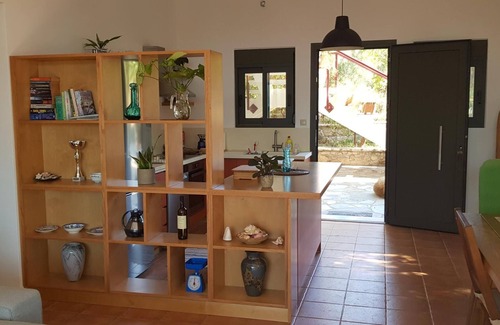 Kiparissia Apartment | Comfortable apartment, close to the beautiful beach, wifi | Messenia, Peloponnes