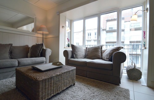 Wenduine Apartment | Comfortable apartment in the town centre, within walking distance of the ocean