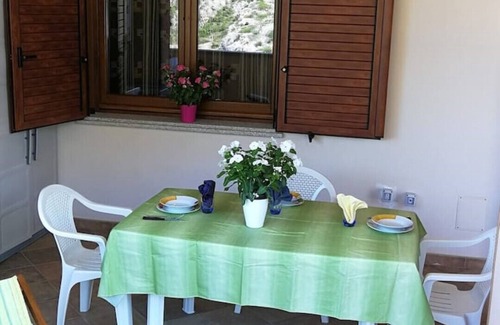 Buggerru Apartment | Comfortable apartment in Buggerru