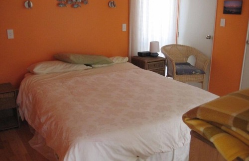 Taupo Bay House | Comfortable beachfront house at Taupo Bay.