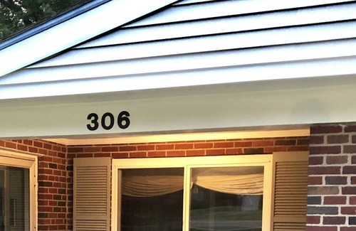 Mason House | Comfortable Brick ranch