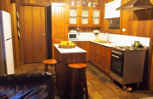Lower Portland Cabin | Comfortable cabin ideal for couples or families
