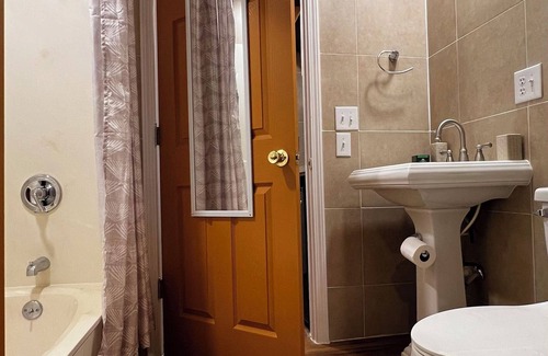 Mill Spring Cabin | Comfortable cabin in the mountains of North Carolina, located near TIEC.