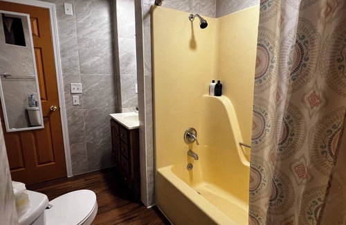 Mill Spring Cabin | Comfortable cabin in the mountains of North Carolina, located near TIEC.