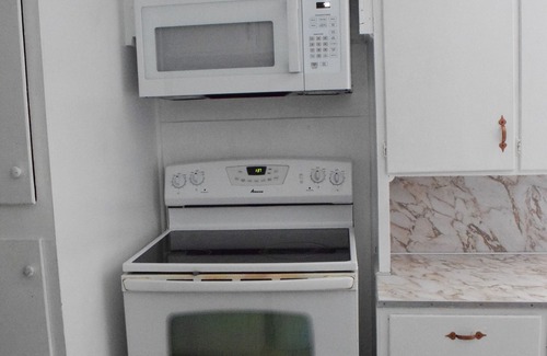 Cokeville House | Comfortable, clean 2-bedroom house with WiFi in Cokeville. Come stay with us!