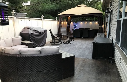 Bloomington Condo | Comfortable, Clean, Roomy, and Close to the Action