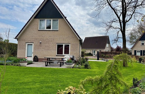 Schoonloo House | Comfortable country house in the middle of Drenthe