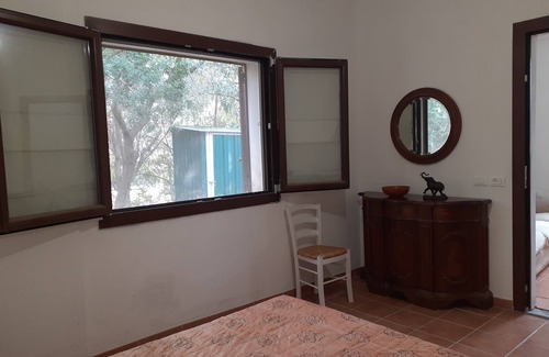 Villaggio delle Mimose Villa | Comfortable country house with garden and private pool, 4km from Solanas beach.