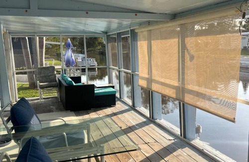 Taylor Creek House | Comfortable country home in Okeechobee