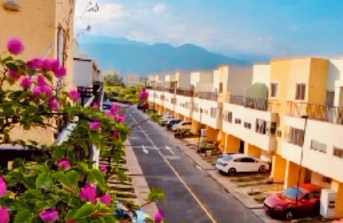 Jamundi House | Comfortable & Cozy 3/3 Entire Townhouse in Jamundi-