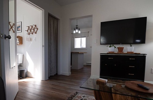 Hope Apartment | Comfortable, cozy, dog-friendly, first floor studio in the Midcoast of Maine