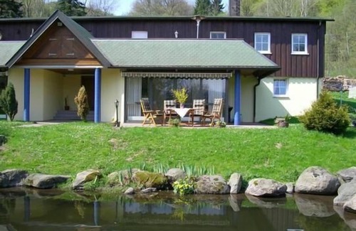 Kurort Brotterode Apartment | Comfortable holiday flat in Brotterode with large balcony