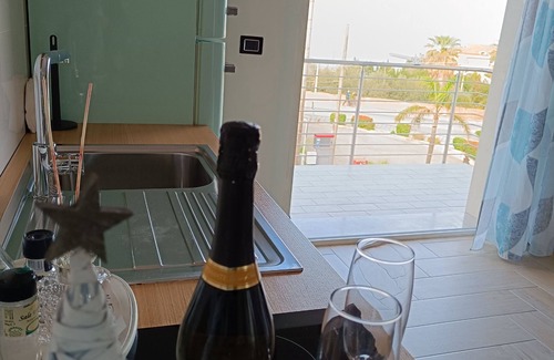 Tropea Apartment | Comfortable Deluxe Apartment in the center of Tropea with sea view balcony