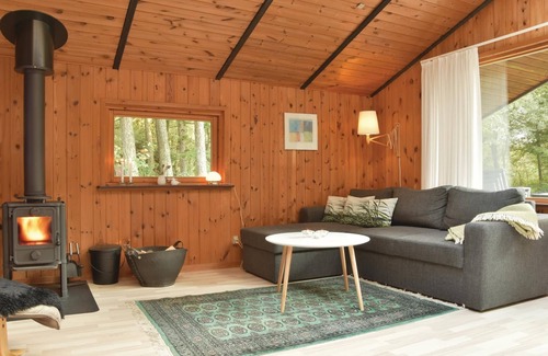 Tim House | Comfortable domicile in a quiet environment.
