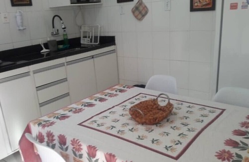 Atalaia House | Comfortable Duplex, 3qts (1Suite), Wifi, Air Cond. 2 min from the waterfront. Cozy.