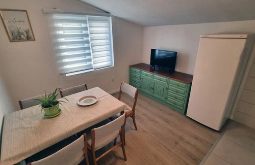 Sutomore Apartment | Comfortable family apartmentnn