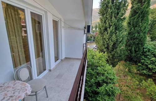 Sutomore Apartment | Comfortable family apartmentnn