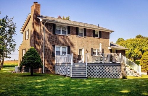 Dublin Cabin | Comfortable Family Getaway/Waterfront Claytor Lake 4BS8 - Lake House