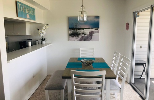 Whitney Beach Condo | Comfortable family-friendly condo close to everything on Anna Maria.