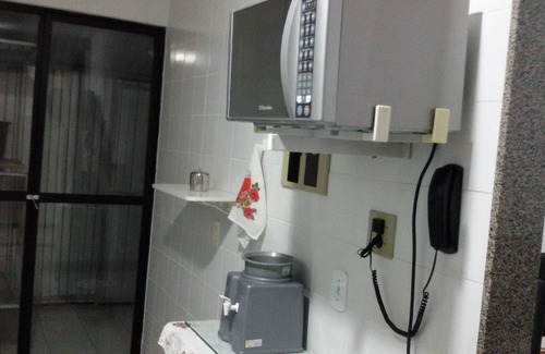 Praia do Morro Apartment | Comfortable fit with Wi-Fi in the Shopping Center Beach Shopping Center in Praia do Morro