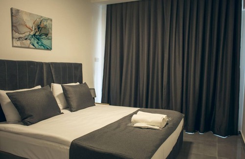 Trikomo Apartment | Comfortable Flat Close to the Beach with Shared Pool and Balcony in Iskele, Cyprus