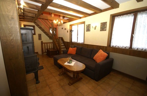 Natzwiller House | Comfortable Holiday Home with Fenced Garden in Natzwiller