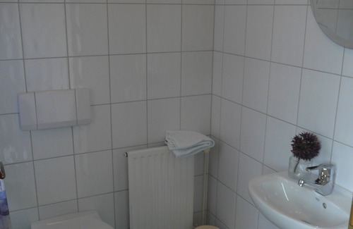 Haren House | Comfortable holiday home in Golfpark Düneburg; Near Castle Dankern; *renovated!*