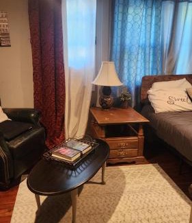 East Hartford House | Comfortable home away from home