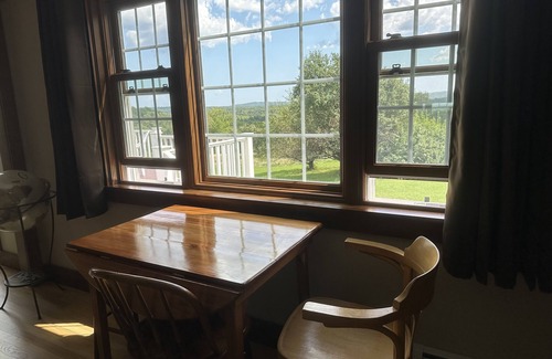 Belmont House | Comfortable Home close to Belfast