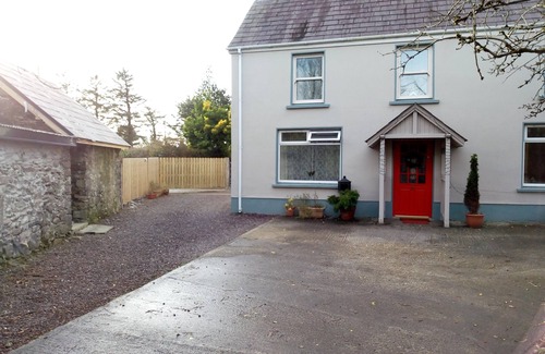 Dingle House | Comfortable Home in a beautiful part of Dingle Town