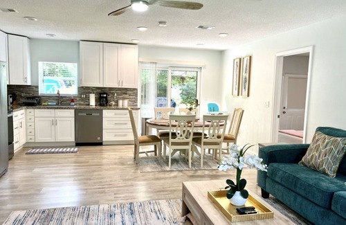 Brent House | Comfortable Home in the Heart of Pensacola