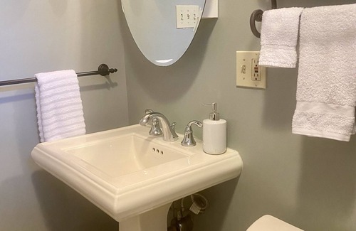 Portsmouth House | Comfortable Home in Portsmouth NH - The Heart of The NH Seacoast