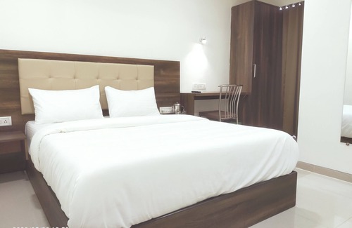 Marol Hotel | Comfortable Hotel Stay