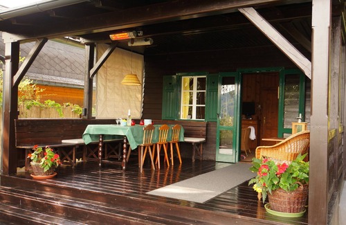 Krumpendorf am Woerther See House | comfortable house of wood direktly at the lakefront for 6 persons