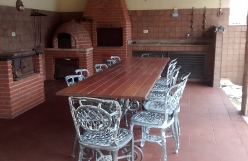 Balneario Florida House | Comfortable house with pool 100m from the beach in Peruibe, great location.