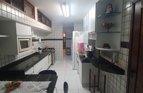 Ponta Negra House | Comfortable house with swimming pool close to Ponta Negra Beach.