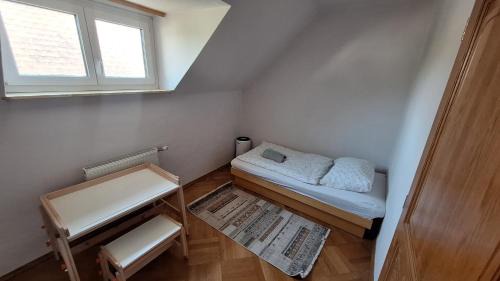 Kleinmunchen Apartment | Comfortable House with Two Floors