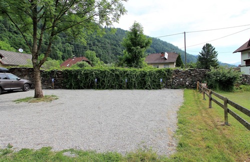 Muhldorf House | Comfortable Mobile Home on the Drau River