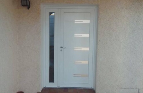 Redessan House | Comfortable PP house for 6/7 people