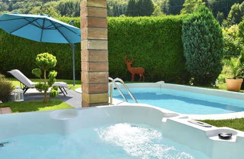 Sturzelbronn House | Comfortable, quiet and independent cottage with swimming pool in the heart