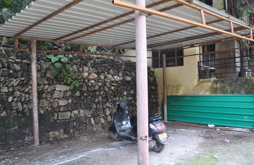 Tapovan Villa | Comfortable Room in Tapovan
