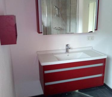 Vichten Bed & Breakfast | Comfortable room with double bed
