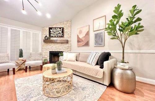 Barker House | Comfortable Sleep 08 - Furnished Family Home with Spacious Backyard & Swing