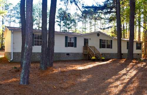 Boydton House | Comfortable Spacious Lake House: Kerr Dam Lake/Buggs Island