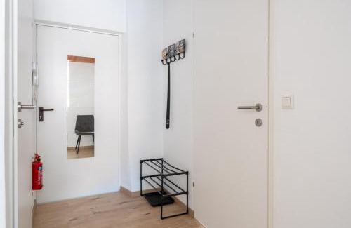 Leoben Apartment | Comfortable Stay for Families and Business Travelers - 5 Guests, Fast WiFi, Near Station