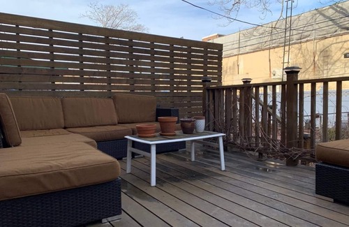 Kensington House | Comfortable Stay in Historic, Brooklyn Brownstone