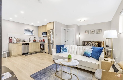 Tsawwassen Apartment | Comfortable Studio Laneway Home