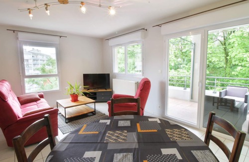 Chambery Apartment | Comfortable T3 at the foot of the Castle of Chambéry!