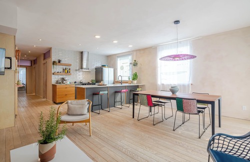 Mile End Apartment | Comfortable & unique apartment. Excellent location.